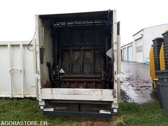 2014-renault-premium-1434783-46147329