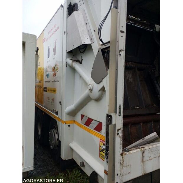 2014 Renault PREMIUM-46147331