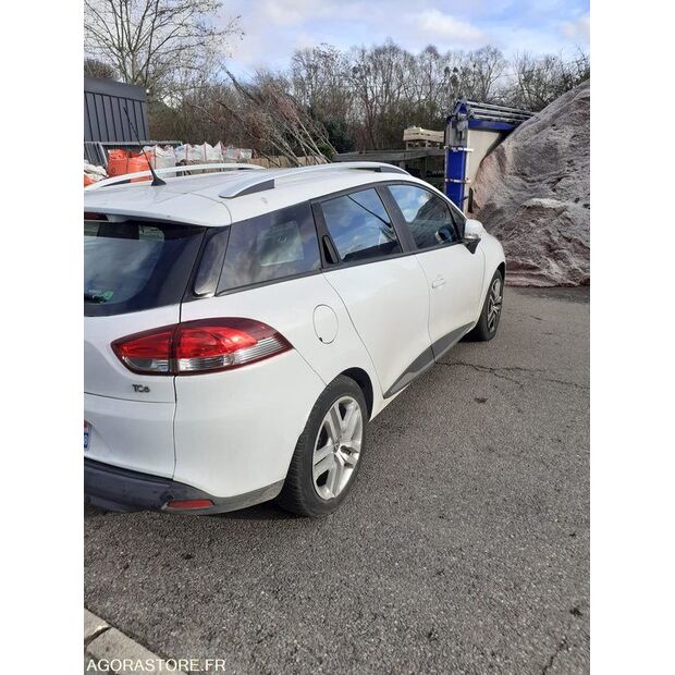 2016 Renault Clio-46147350