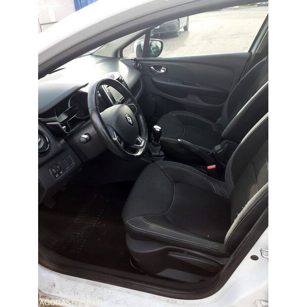 2016 Renault Clio-46147353