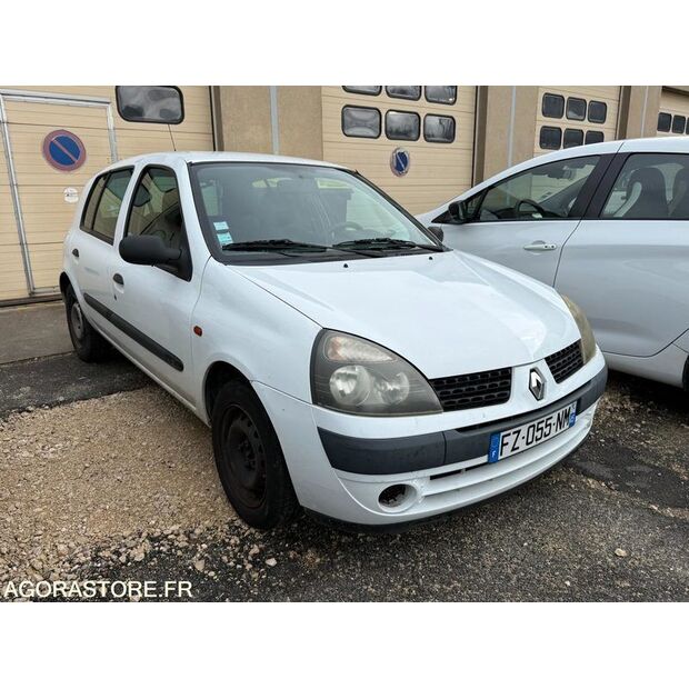 2002 رينو Clio-46147395
