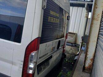 2010-peugeot-boxer-1434790-46147414