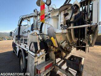 2008-renault-premium-1434794-46147448