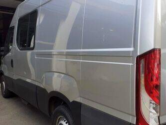 2017-iveco-35s14n-1434801-46147559