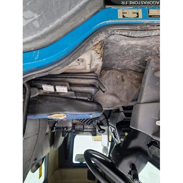 2001 Renault Kerax-46147574