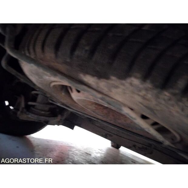 2015 رينو Kangoo-46147608