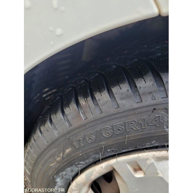 2013 Renault Twingo-46147640