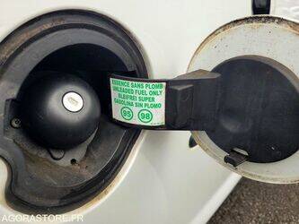 2013-renault-twingo-1434807-46147660