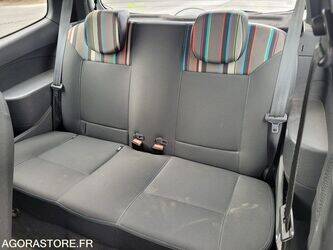 2013-renault-twingo-1434807-46147676