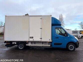 2014-renault-master-1434818-46147770