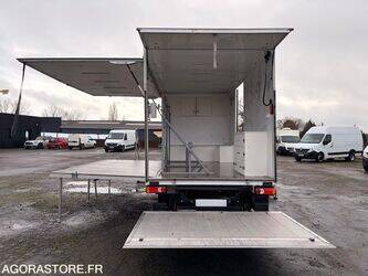 2014-renault-master-1434818-46147777