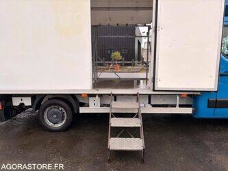 2014-renault-master-1434818-46147799