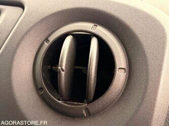 2014-renault-master-1434818-46147835