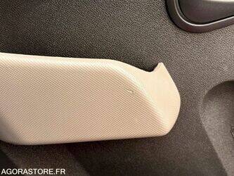 2014-renault-master-1434818-46147837