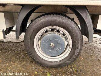 2014-renault-master-1434818-46147859