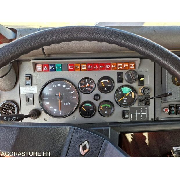 1998 Renault M210-46147981