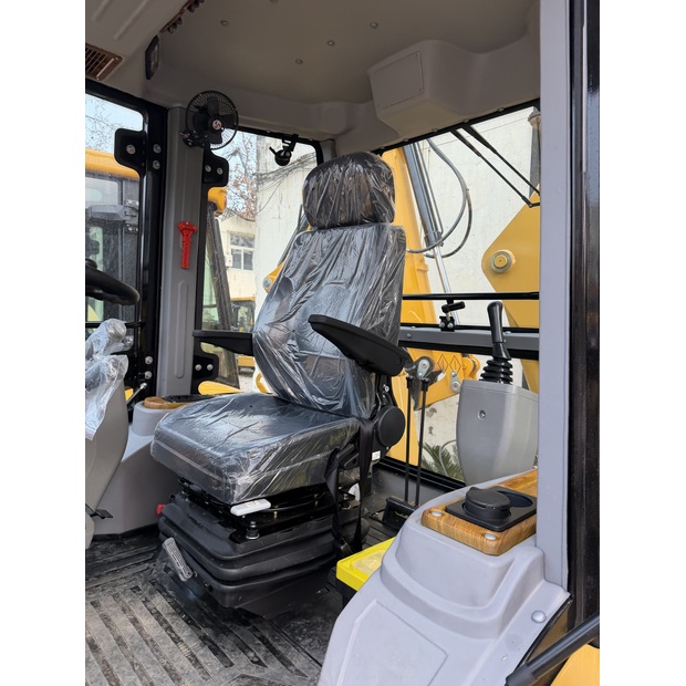 2025 Shantui SBH388-46147983