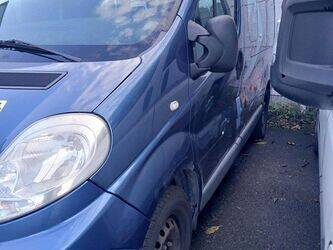 2009-renault-trafic-1434825-46148002