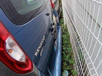 2009-renault-trafic-1434825-46148005