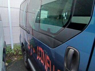 2009-renault-trafic-1434825-46148007