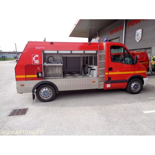 2002 رينو Master-46148150