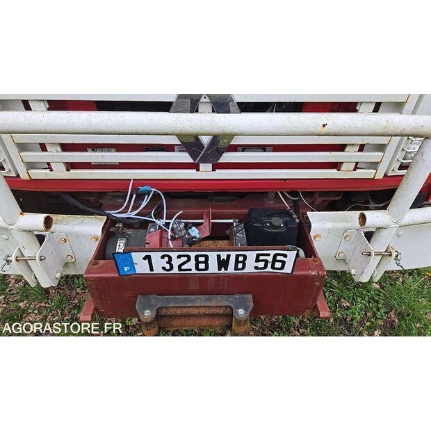 1998 Renault M210-46148221