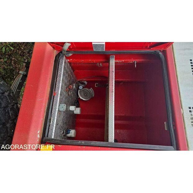 1998 Renault M210-46148230