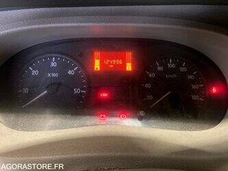 2009-renault-master-1434838-46148244