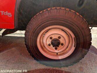 2000-land-rover-defender-1434839-46148256