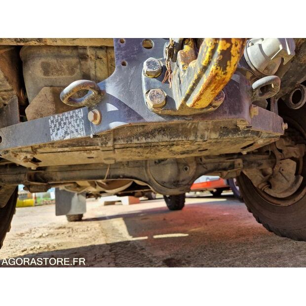 2000 Land Rover Defender-46148263