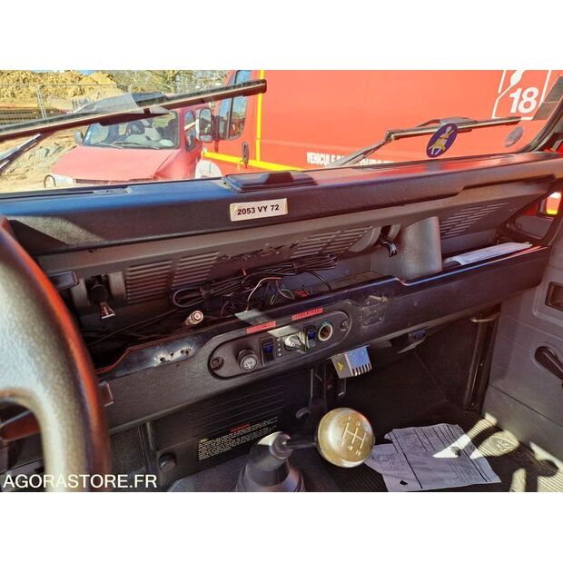 2000 Land Rover Defender-46148274