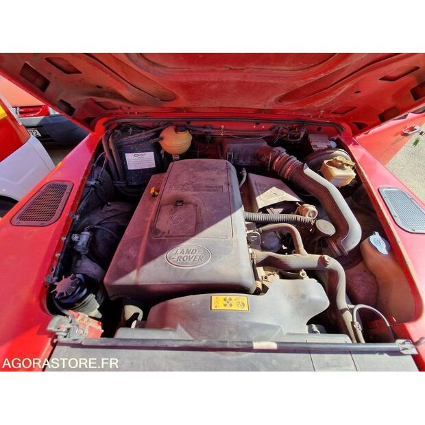 2000 Land Rover Defender-46148275