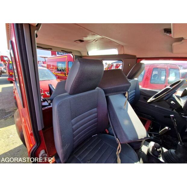 2000 Land Rover Defender-46148327