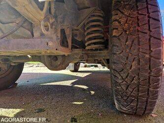 2000-land-rover-defender-1434843-46148330