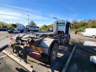 2005-renault-premium-1434845-46148351