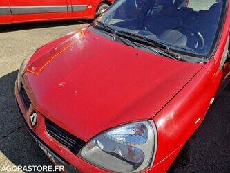 2005-renault-clio-1434847-46148364