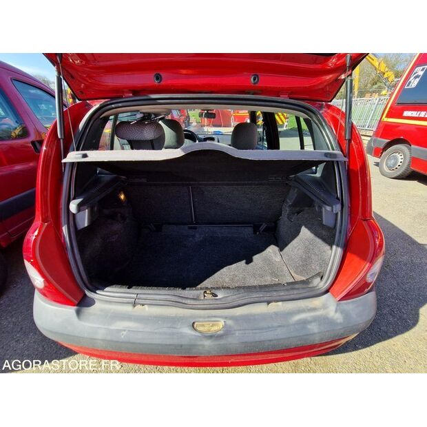 2005 Renault Clio-46148378