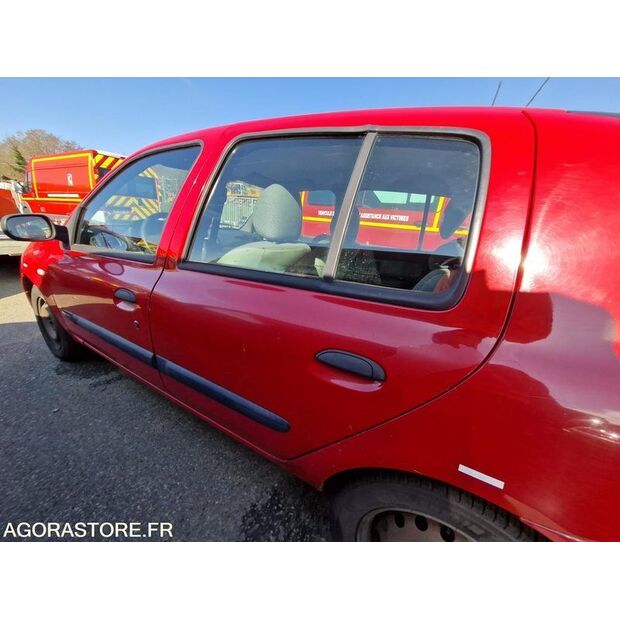 2005 Renault Clio-46148379