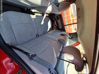 2005-renault-clio-1434847-46148380