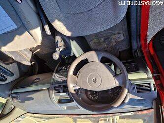 2005-renault-clio-1434847-46148383