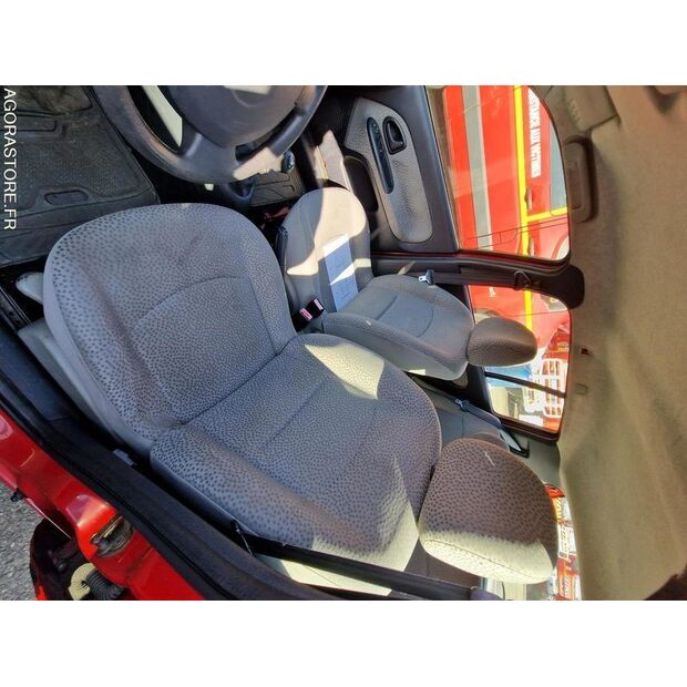 2005 Renault Clio-46148384