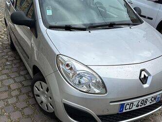 2008-renault-twingo-1434848-46148390