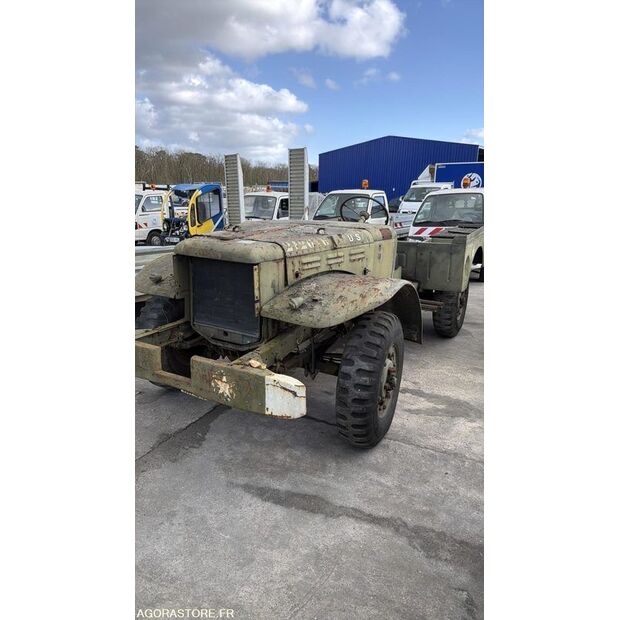 دودج divers-46148659