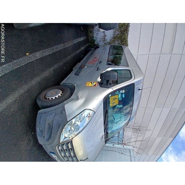 2011 Renault Master-46148747