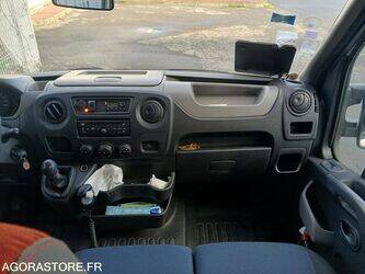 2011-renault-master-1434875-46148755