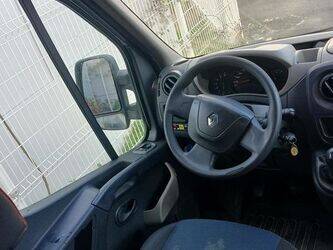 2011-renault-master-1434875-46148756