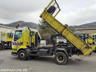 Image for TRUCKS 2001 Renault Midlum