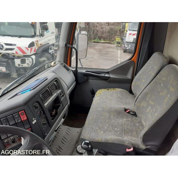 2001 Renault Midlum-46148773