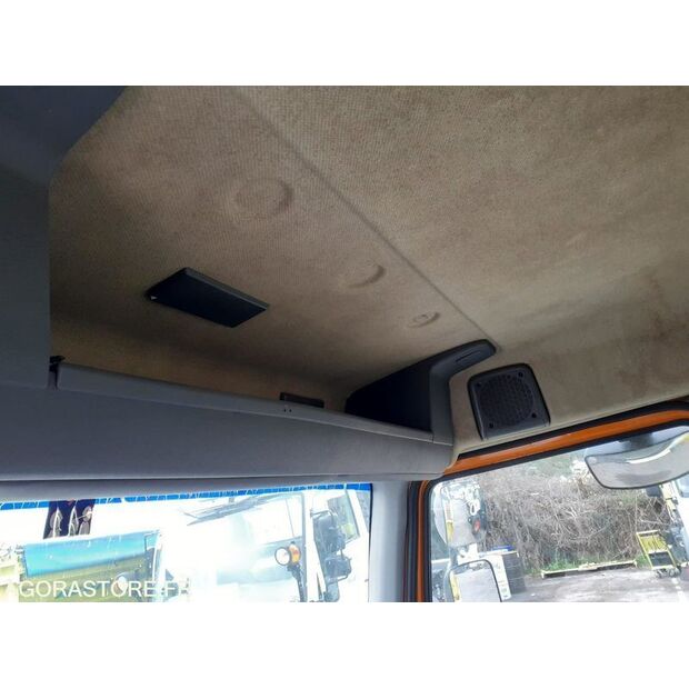 2001 Renault Midlum-46148774