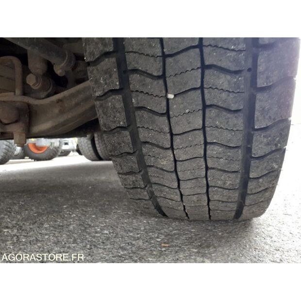 2001 Renault Midlum-46148789